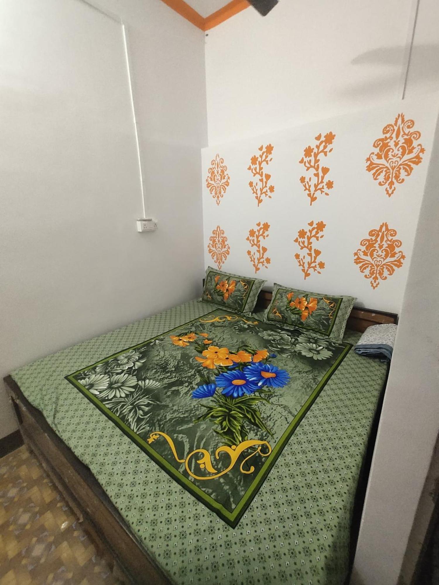 Awadh Guest House Ayodhya エクステリア 写真