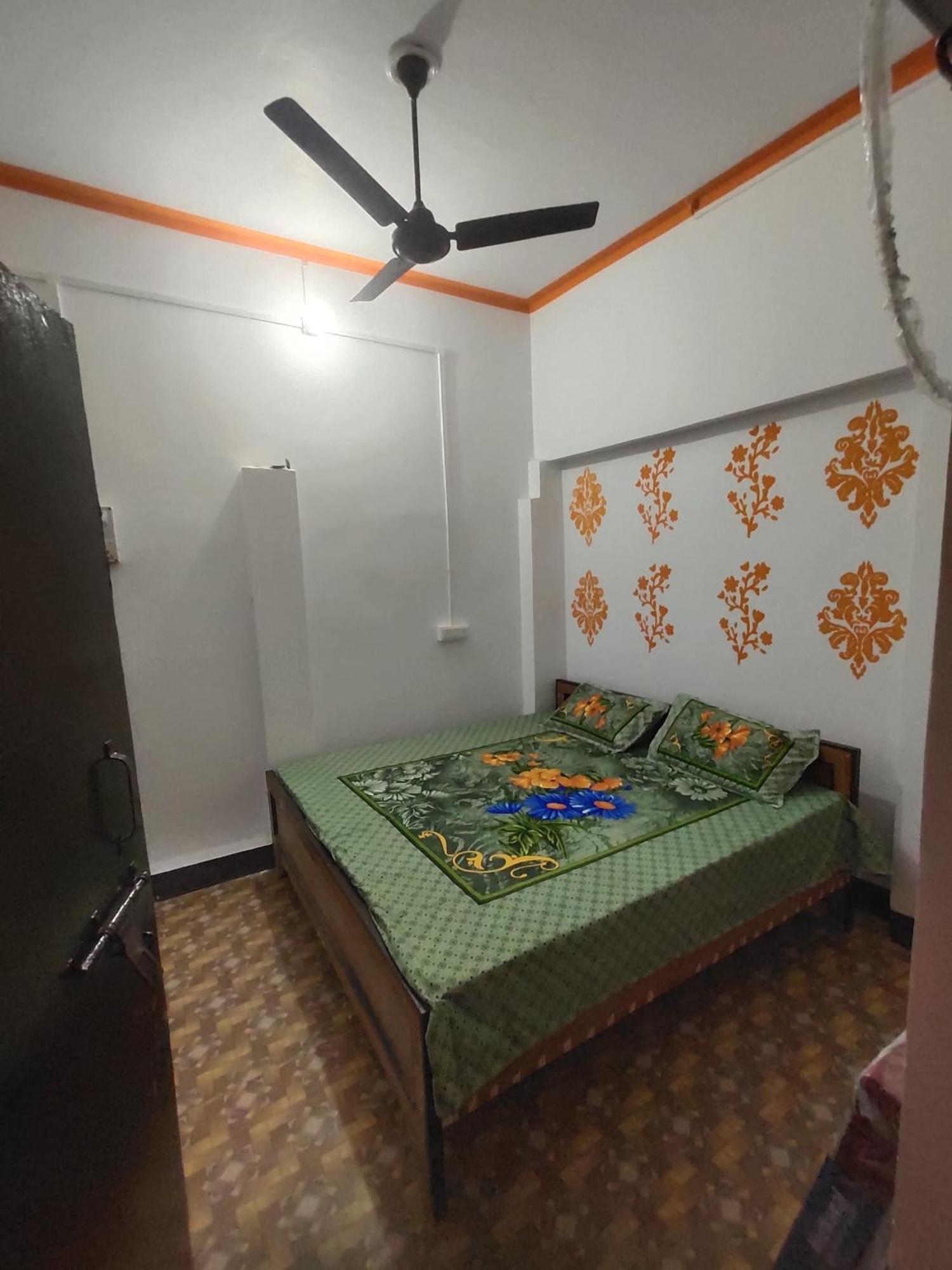 Awadh Guest House Ayodhya エクステリア 写真
